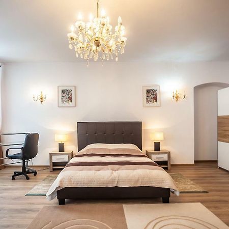 Kostas Apartments Brašov Exteriér fotografie
