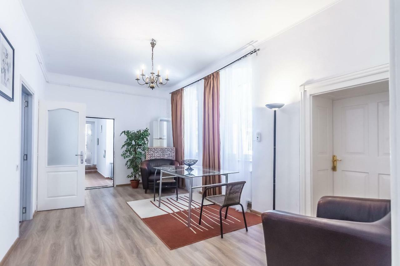 Kostas Apartments Brašov Exteriér fotografie